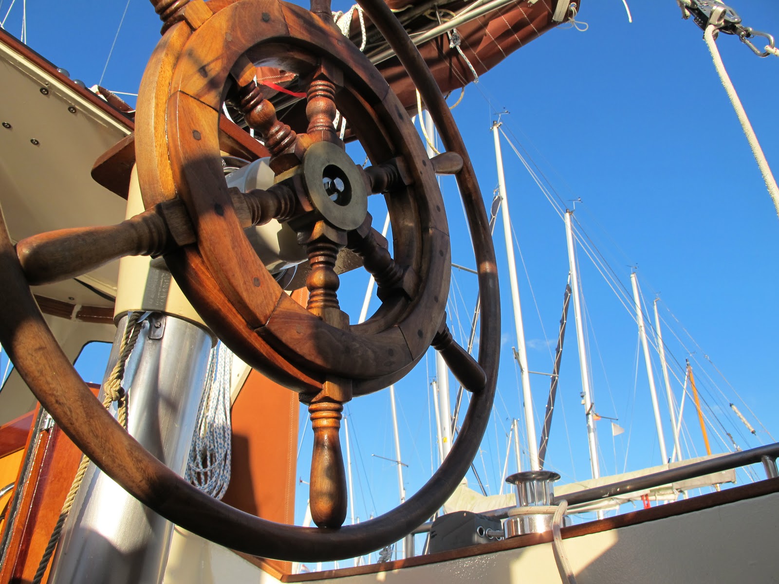 Steuerrad im Compangiehafen Einkhuizen